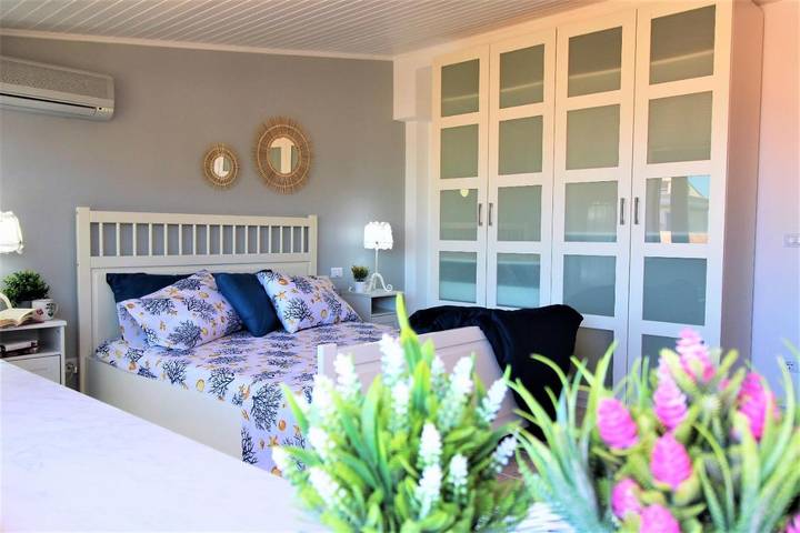 Apartamento de vacaciones para 6 personas, con vistas y terraza - 1