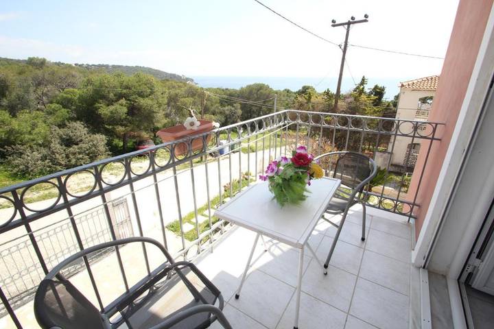 Maison d’hôte pour 2 personnes, avec jardin dans Égine - 3