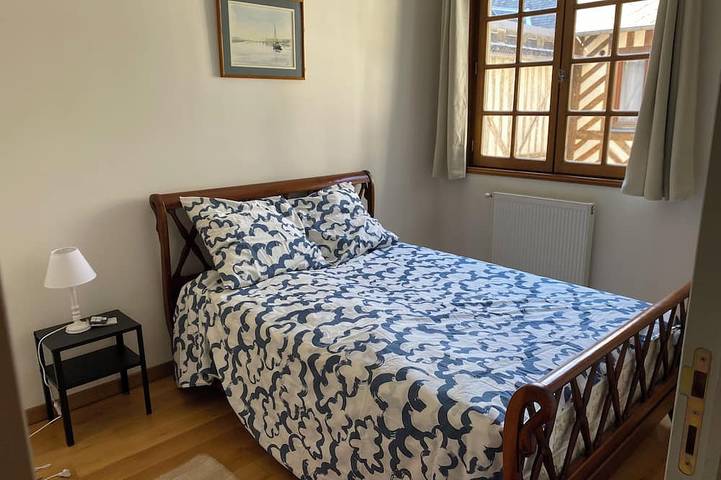 Ganze Wohnung, Grand 3P de Charme imm 18e Plein Centre Lisieux in Lisieux, Lisieux und Umgebung