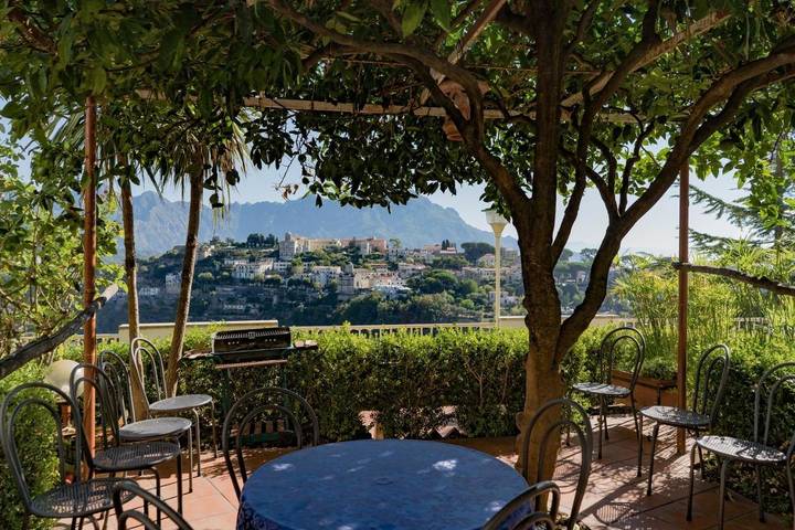Chambre d’hôte pour 2 personnes, avec vue ainsi que piscine et jardin à Ravello - 4