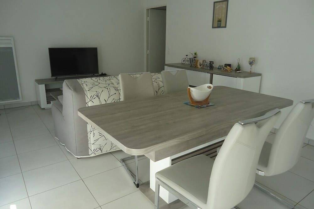 Apartamento entero, New t2 apartment in residence in puget sur argens in Puget-sur-Argens, Region de Draguignan