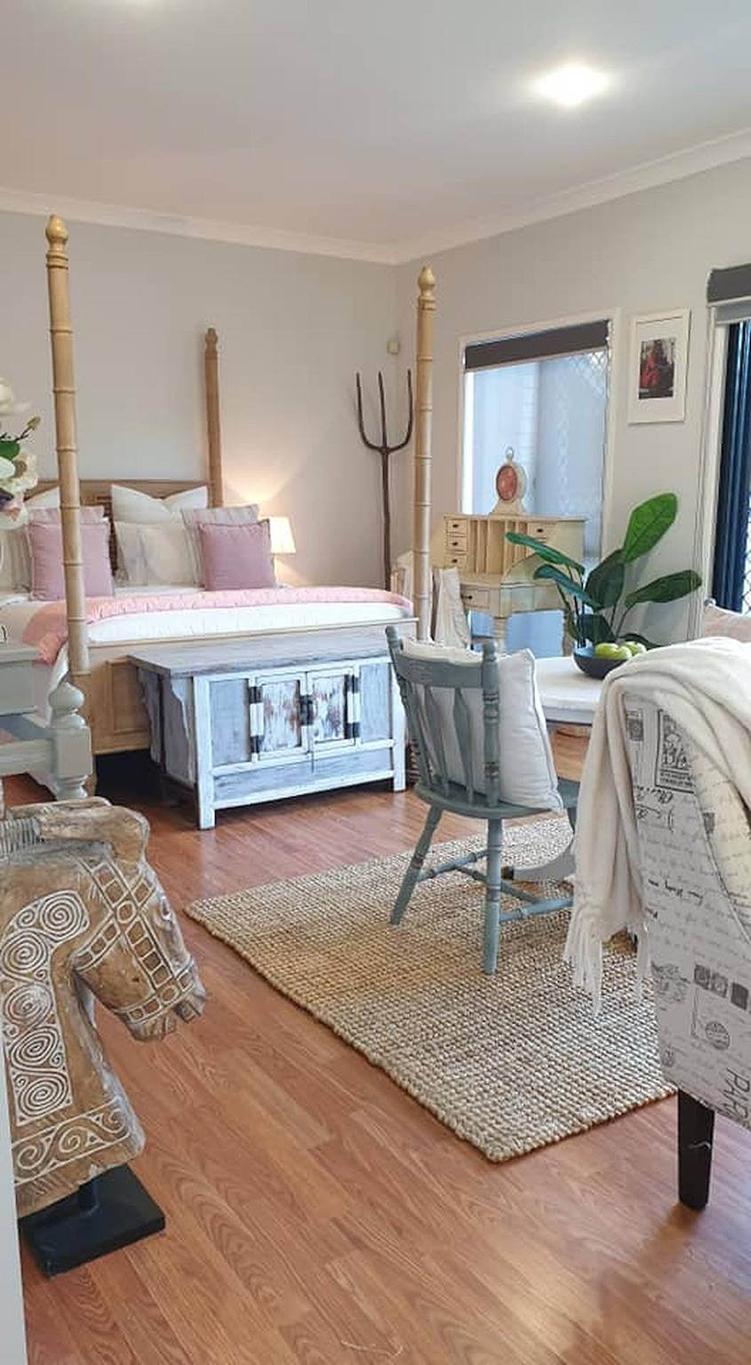 Entire studio, Stylish Studio in Reedy Creek in Gold Coast City