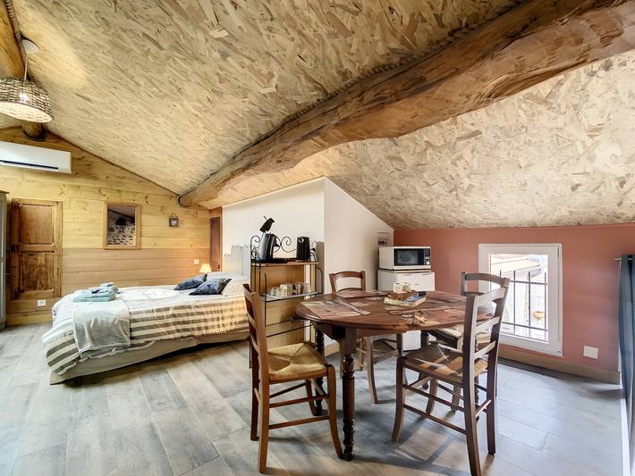 Vakantiehuis voor 5 personen, met tuin in Sampzon