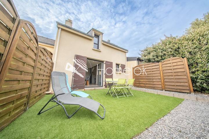 Location de vacances pour 4 personnes, avec terrasse et jardin à Guidel Plage