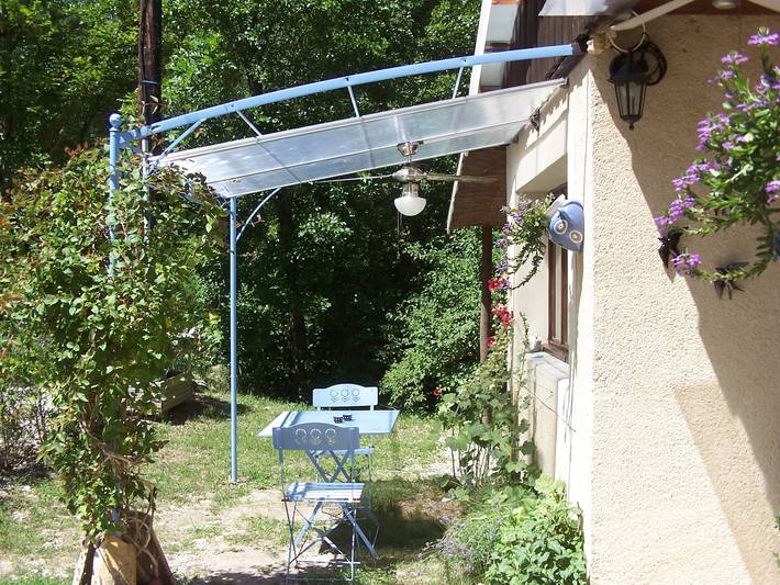 Casa vacanze 'Hirondelle' con vista montagna e Wi-Fi in Beaumont-en-Diois, Die e dintorni