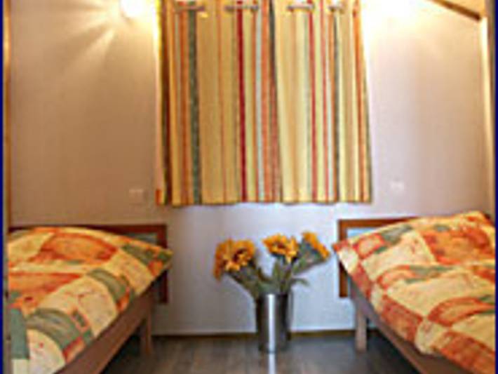 Gîte pour 5 personnes, avec piscine et jardin dans Allier - 4