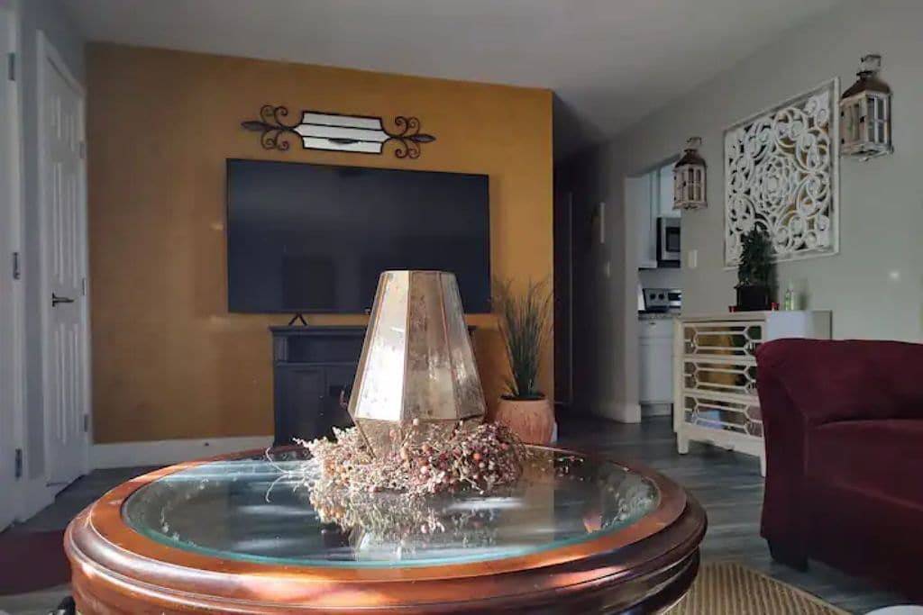 Cozy 3 Br with Pool Table 10 Mins from Downtown in Las Vegas, Nevada