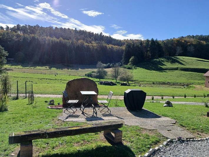 Camping pour 5 personnes, avec jardin ainsi que terrasse et vue, animaux acceptés en Moselle - 2