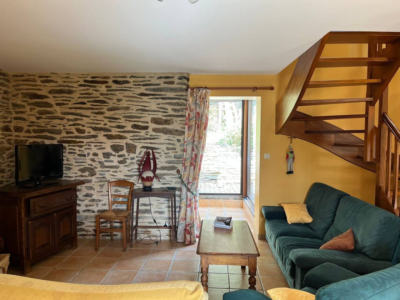 Petite maison bretonne de caractère in Montertelot, Région de Vannes