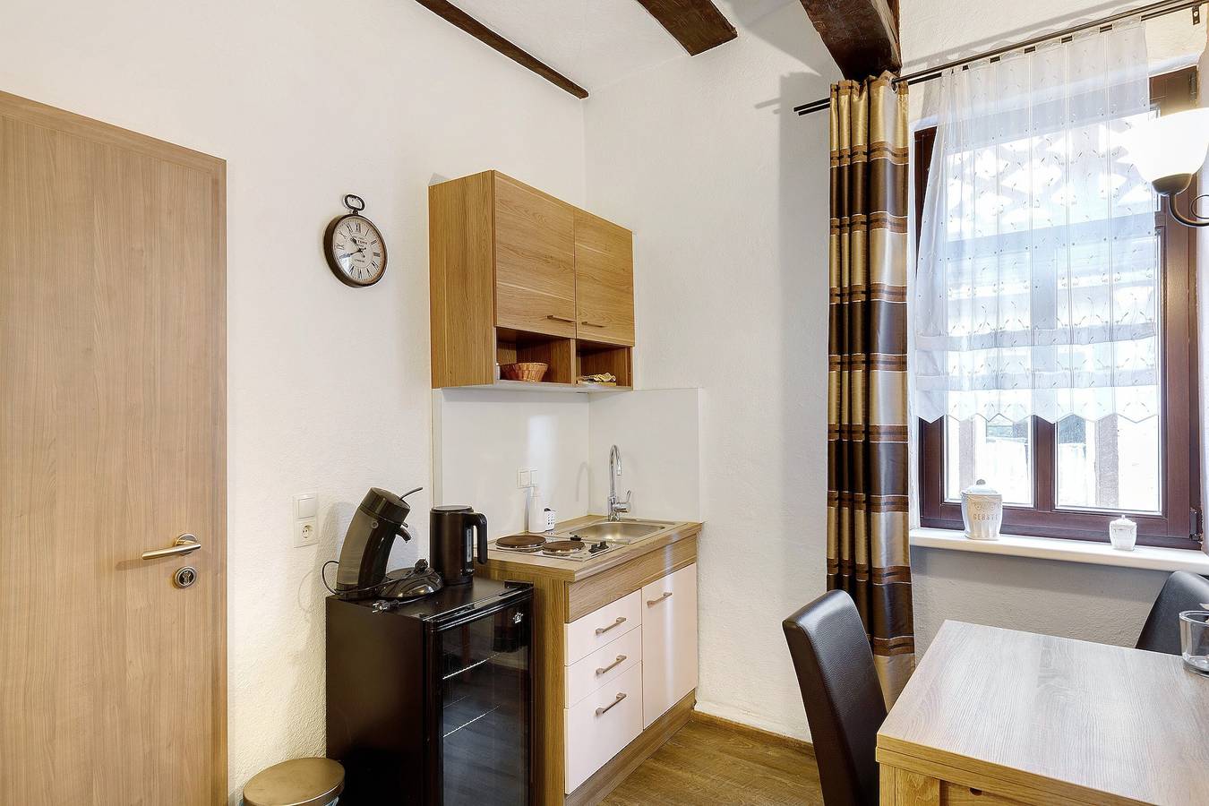 Ganze Wohnung, Apartment '2' mit gemeinsamer Terrasse in Braubach, Mittelrhein