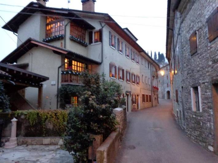 B&b per 3 persone, con Balcone e Terrazza nonché Giardino e Panorama in Provincia di Treviso