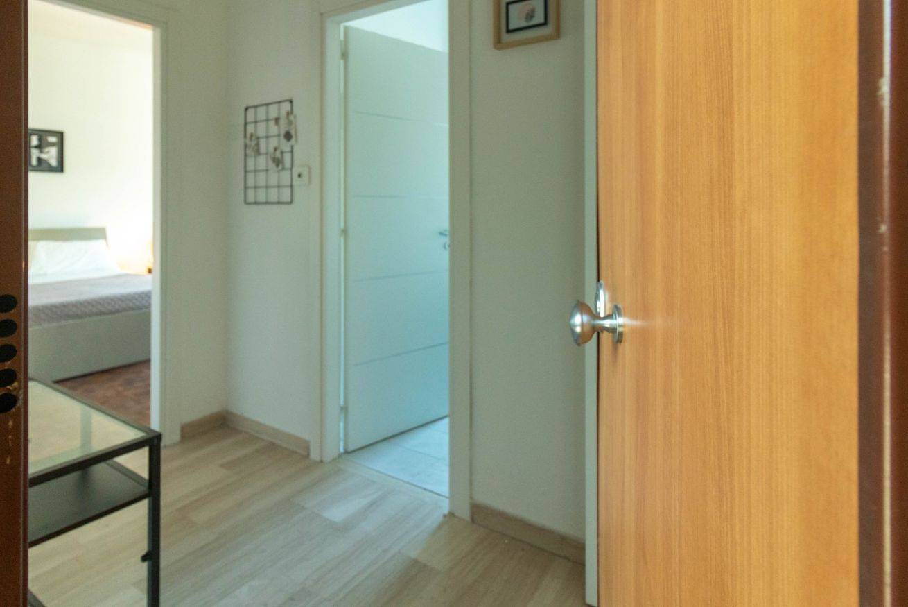 Casa Vacanza Irnerio – Ampiezza e Comfort a 120m dalla Metro A in Roma, Provincia di Roma