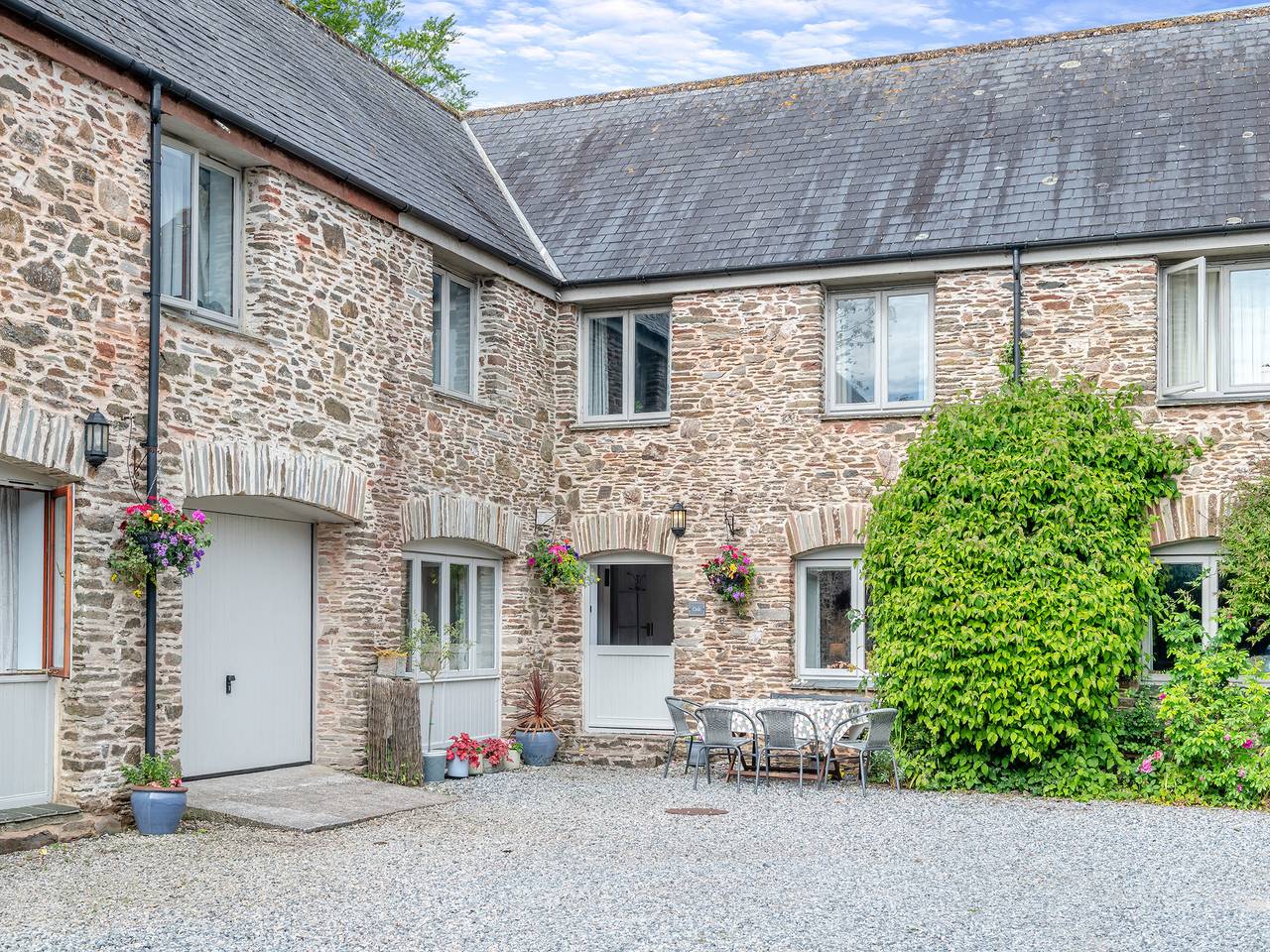 Oak Cottage in Slapton, South Devon