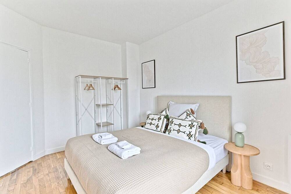 Ganze Wohnung, Comfortable 2-room apartment in Paris - Ii in Montreuil, Seine-Saint-Denis
