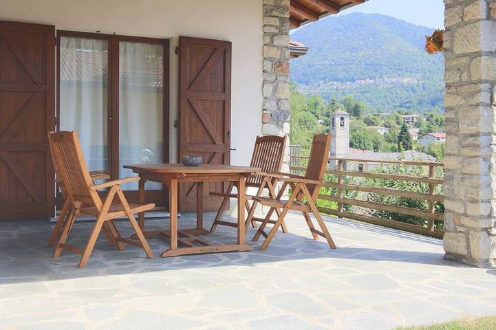 Ferienwohnung für 4 Personen, mit Garten