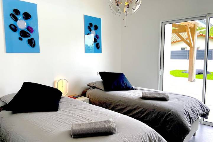 Location de vacances pour 8 personnes, avec jardin et terrasse à Saubion - 4