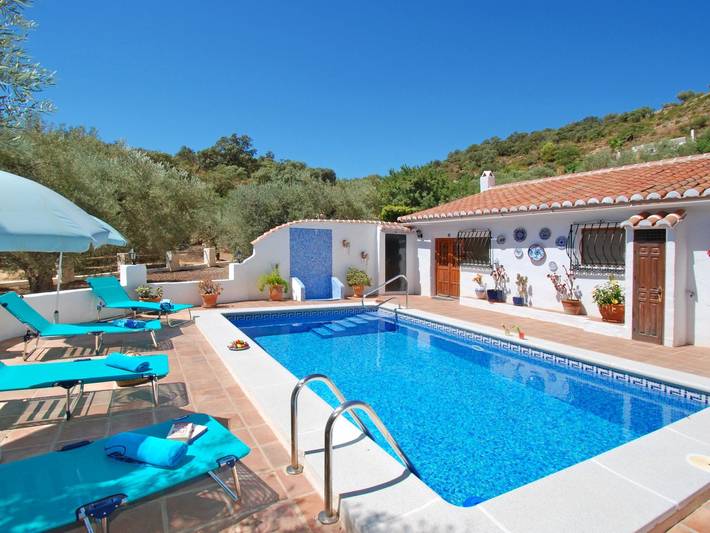 Ferienhaus für 4 Personen, mit Garten und Pool sowie Terrasse in Comares