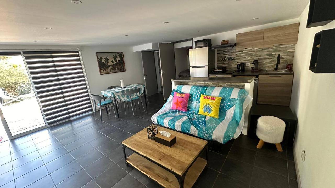 Appartement Saint Cyr Sur Mer in Saint-Cyr-sur-Mer, Côte méditerranéenne (France)