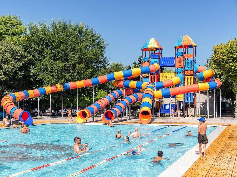 Camping Villaggio San Francesco Caorle - Mobilhome 4 personnes - Mobil-home | Comfort | 2 Ch. | 4 Pers. | Terrasse surélevée | Clim. in Duna Verde, Caorle