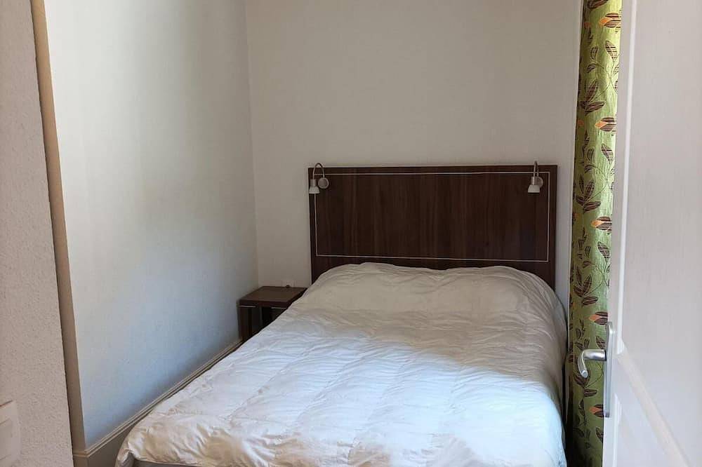Appartement entier, 3ème étage, piscine, hammam, parking, télévision, 35m², Pra Loup in Jausiers, Parc national du Mercantour