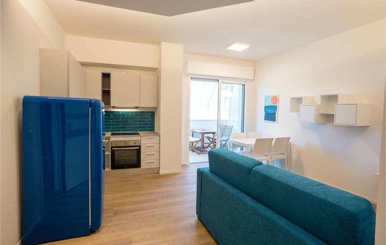 Appartement de vacances entier, Appartement confortable avec piscine, climatisation et parking : Pineto 500m in Pineto, Côte Adriatique Abruzzes