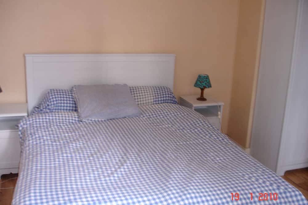 Coeur de La Baule : Villa  Familiale néo Basque - 10 personnes - 5 Chambres. in La Baule-Escoublac, Côte d'Amour