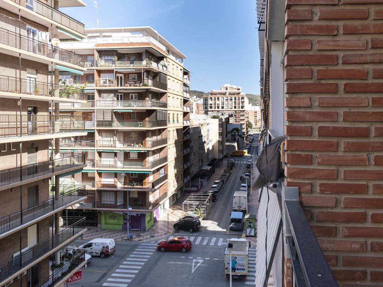 Entire apartment, Comfort in Cullera: 1 bedroom, 200m to beach, parking in Cullera, Costa de Valencia