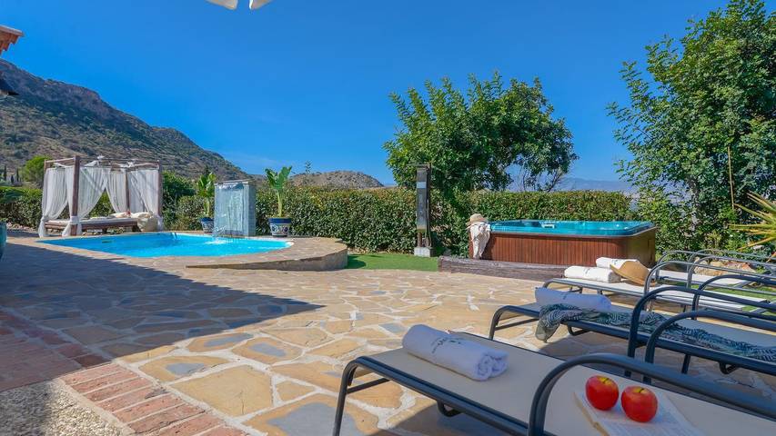 Casa rural para 14 personas, con piscina además de balcón/terraza y jacuzzi en Cártama - 4