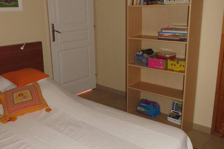 Location de vacances pour 8 personnes, avec jardin ainsi que piscine et terrasse à Pomérols - 4