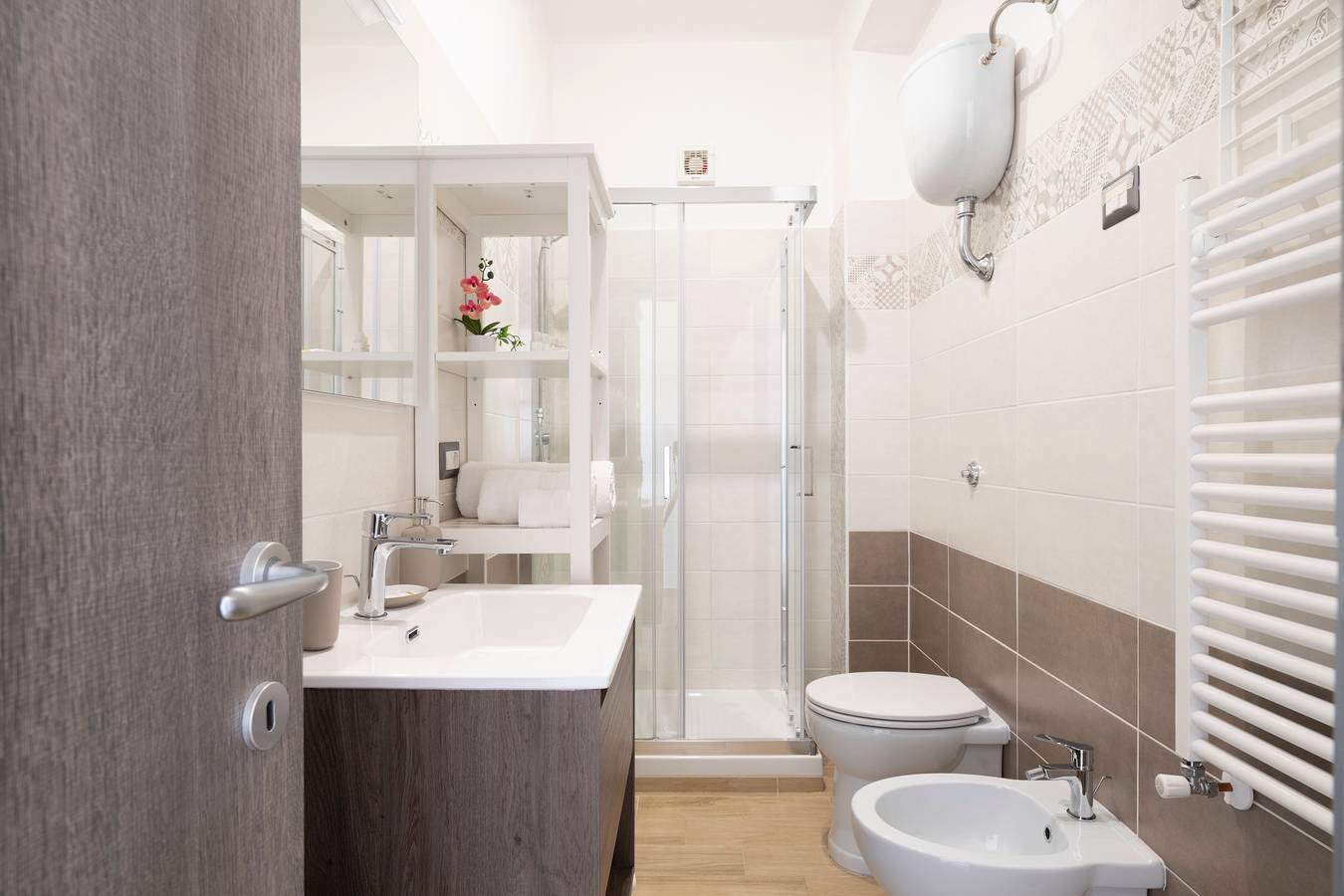 Tweepersoonskamer met privébadkamer en panoramisch terras, foto 6