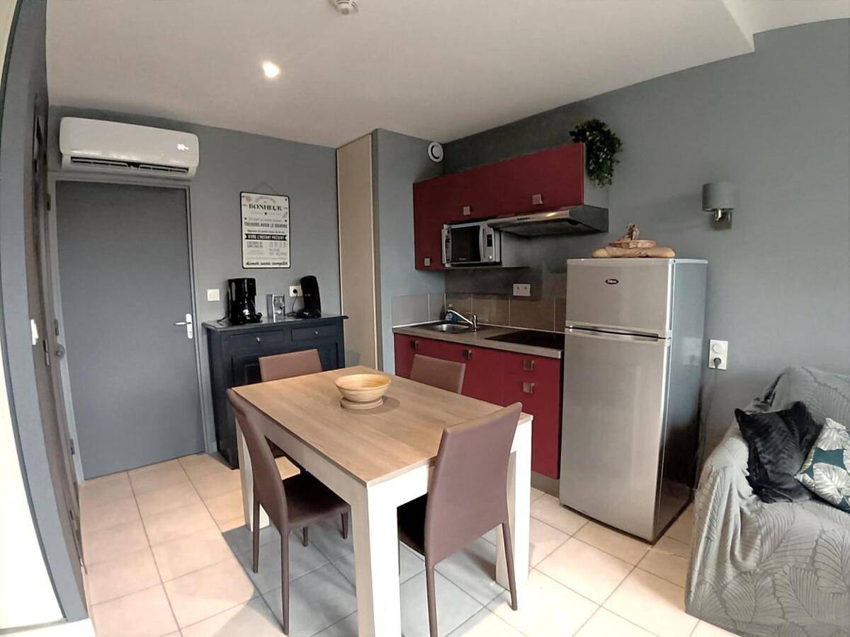 Appartement entier, T3 Terrasse Ile des loisirs Piscine Plage à 5 min in Cap d'Agde, Agde