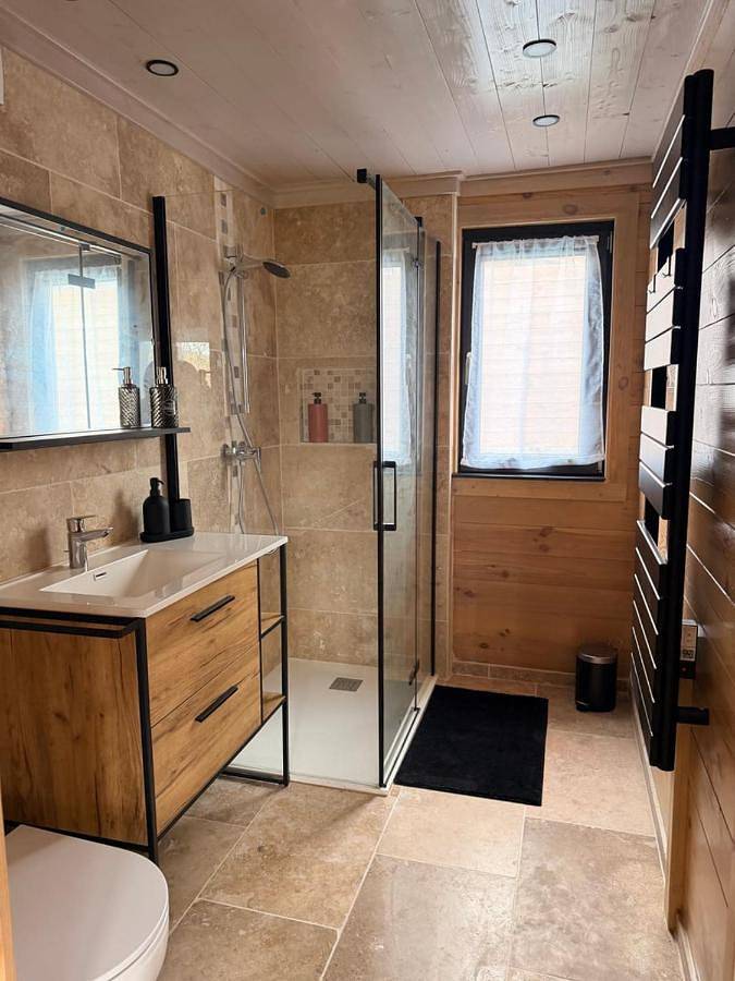 Gîte pour 4 personnes, avec jardin et terrasse à Vitrac (Puy-de-Dôme) - 4