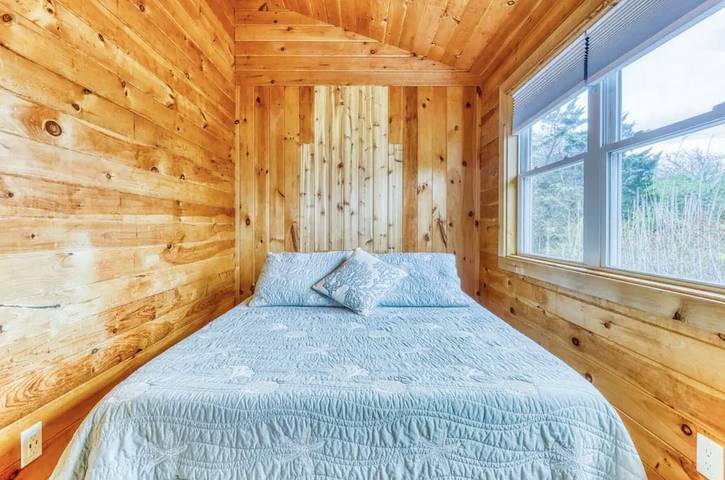 Cottage for 10 people, with terrace, with pets in Long Island