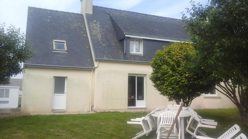 Location de vacances pour 4 personnes, avec vue et jardin, adapté aux familles à Plonévez-Porzay - 4