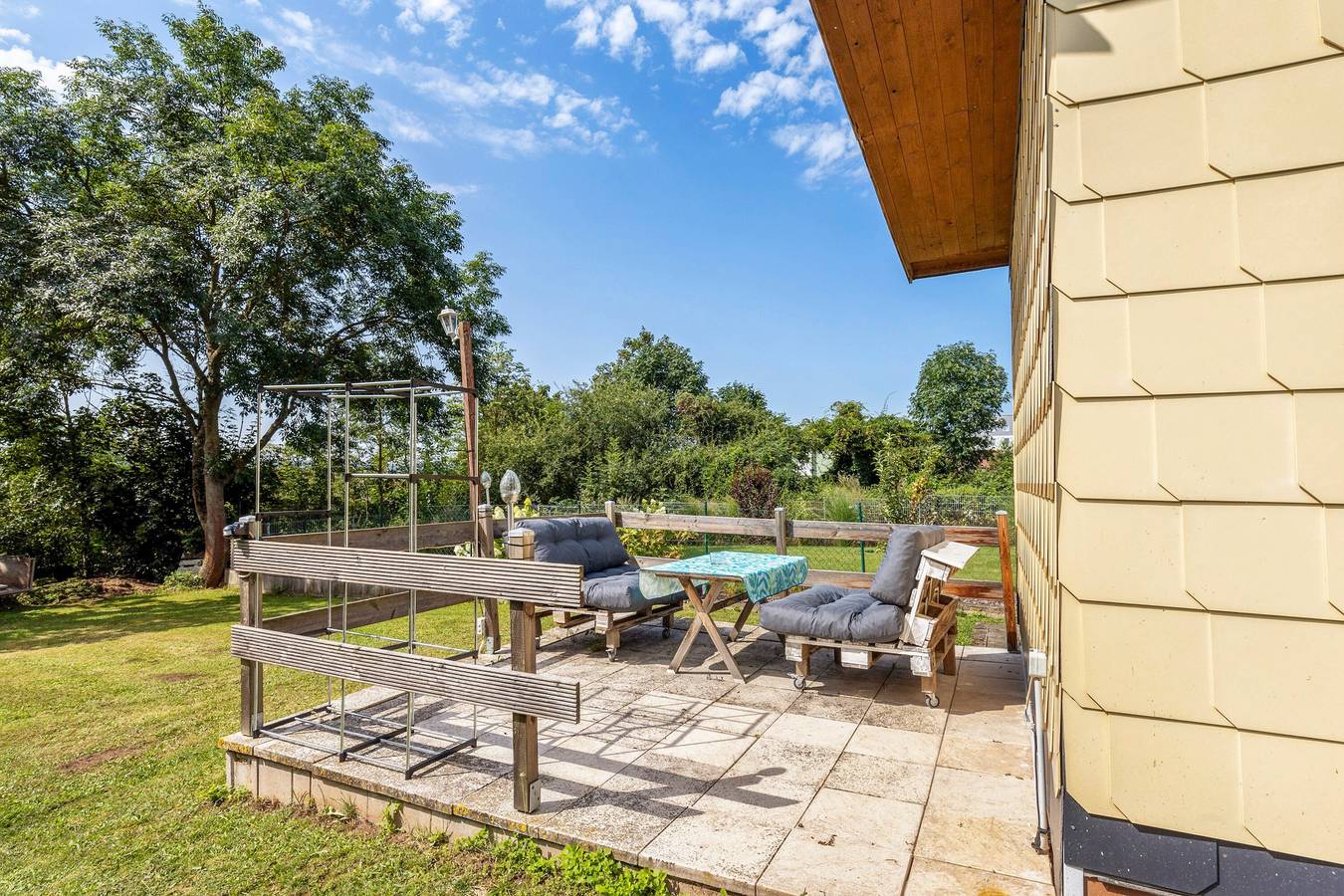 Bungalow 'Ferienhaus Sonne' mit Privatterrasse, Gemeinschaftsgarten und Wlan in Nordhausen, Nordthüringen (Deutschland)