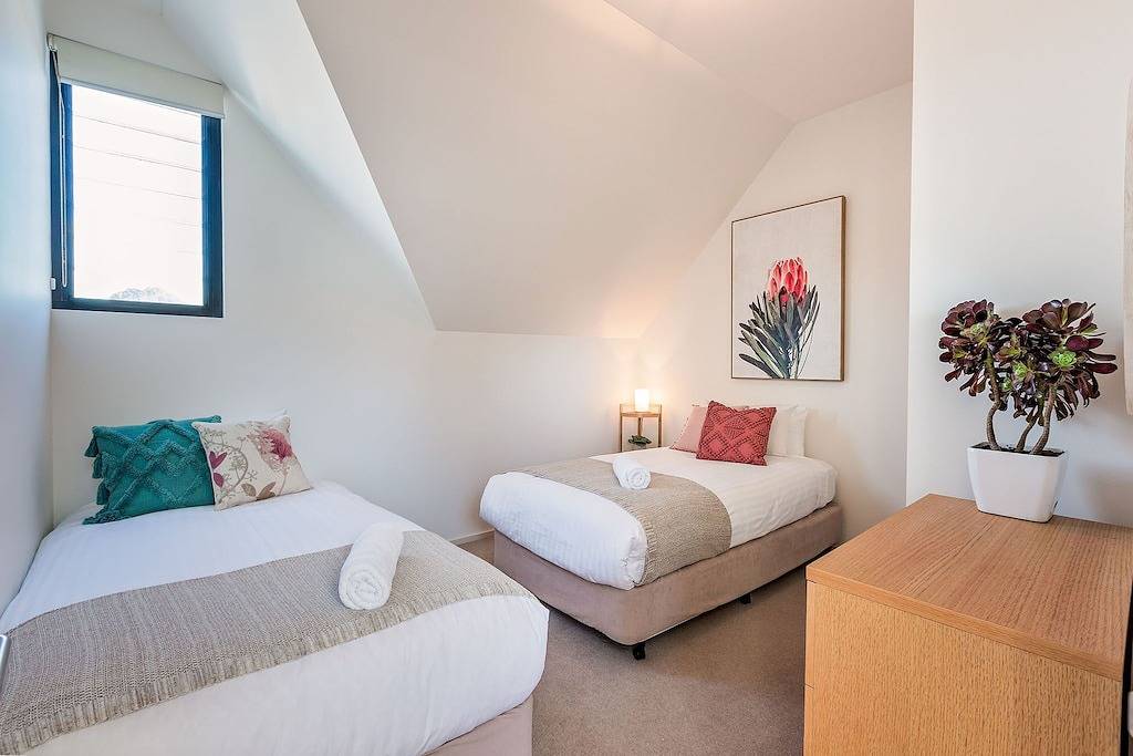 Ganze Wohnung, Azura 6 Apartment, luxuriöse Unterkunft in der Hauptstraße: zu Fuß zum Strand und in die Stadt in Dunsborough, Western Australia