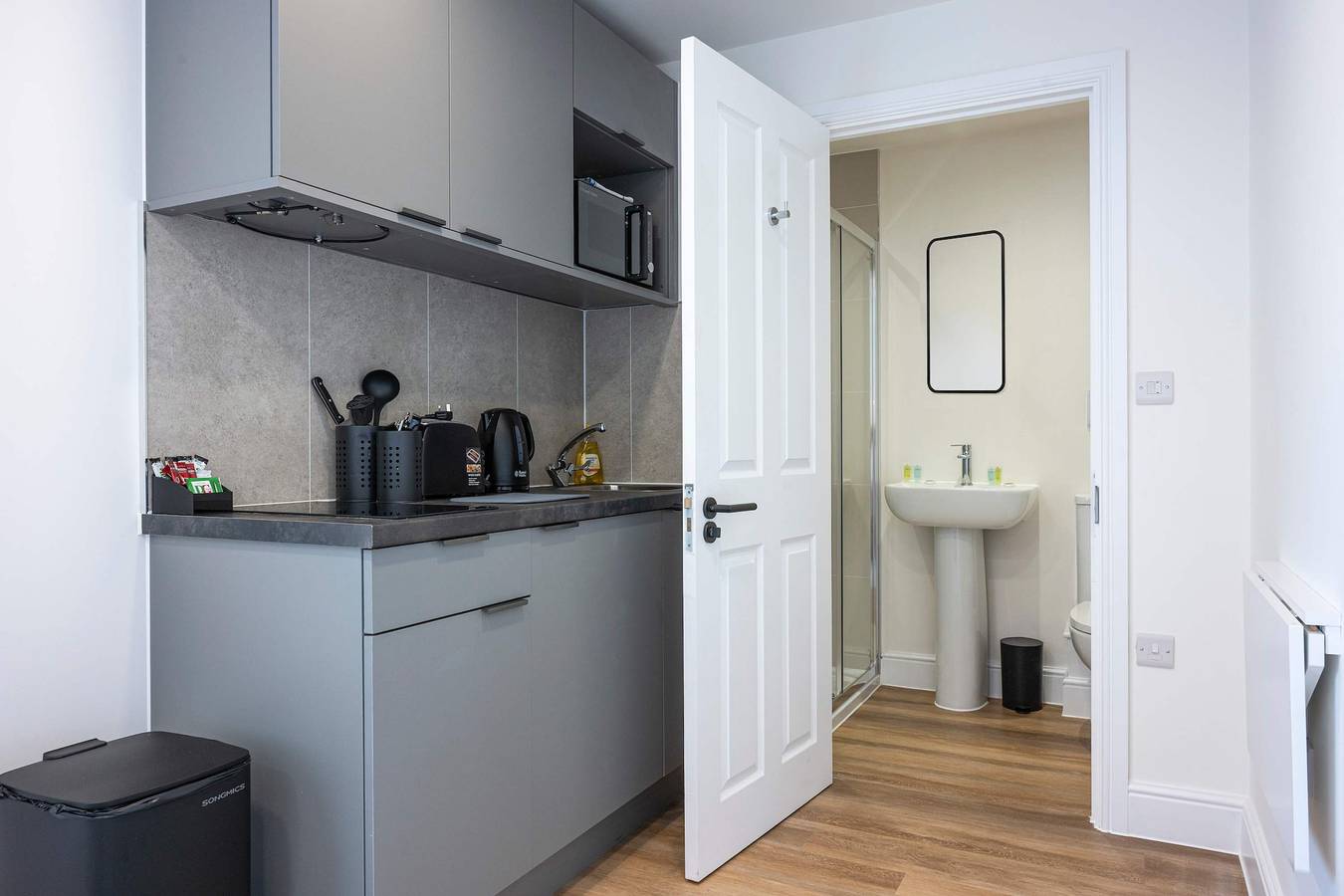 Ganze Ferienwohnung, The Maycliffe - Compact Studio Close to Beach in Torquay, Torbay