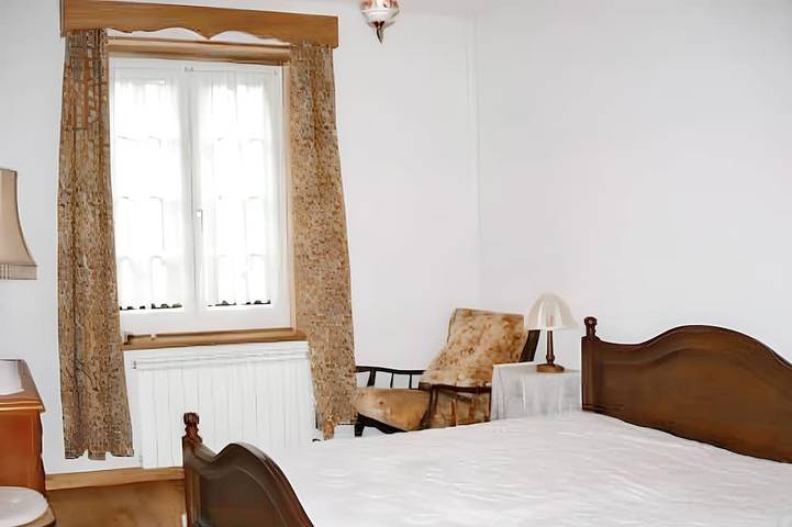 Location de vacances pour 5 personnes, avec piscine ainsi que balcon et jardin dans Pedraça - 3