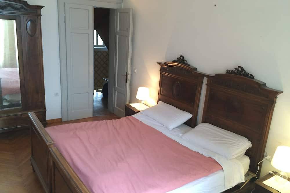 Splendid historischen Jugendstilvilla, in Malcesine, Gardasee-Berge