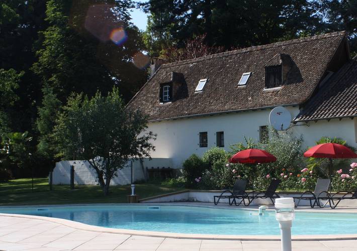 Gîte pour 6 personnes, avec piscine