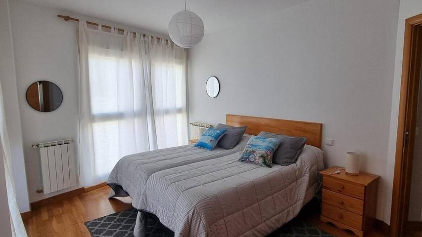 Casa rural para 5 personas, con Balcón además de Jardín y Vistas en Mogro - 2