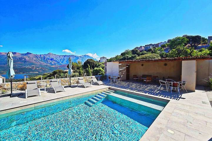 Appartement de vacances pour 4 personnes, avec Terrasse et Jardin ainsi que Piscine et Sauna