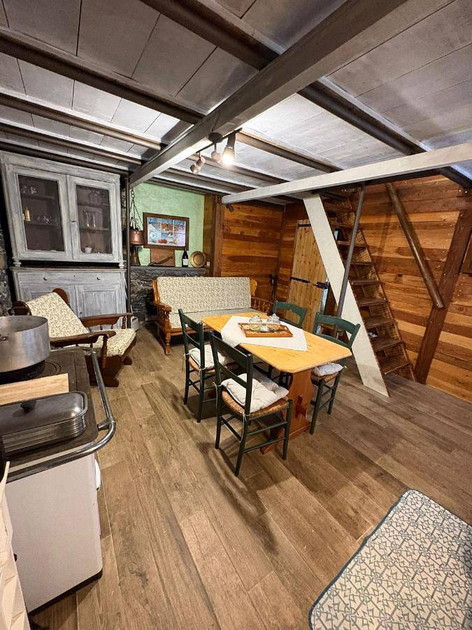 Location de vacances pour 2 personnes, avec jardin et vue à Leivi - 3