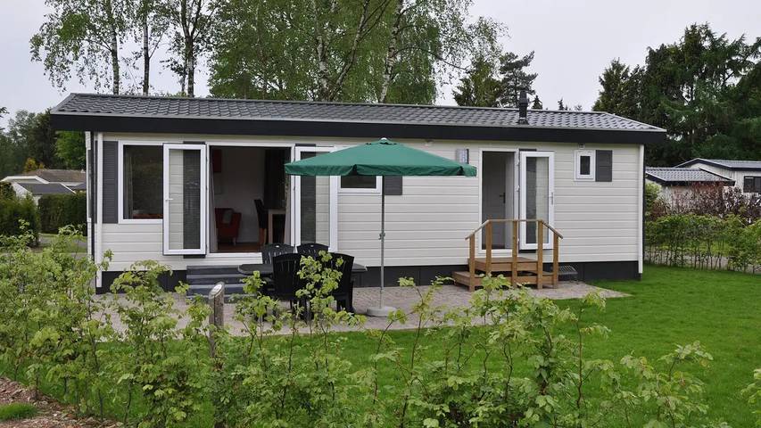 Ferienhaus für 4 Personen, mit Garten und Pool