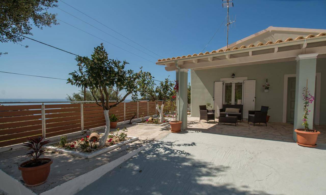 Monopoli home in Πέλεκα, Κέρκυρα