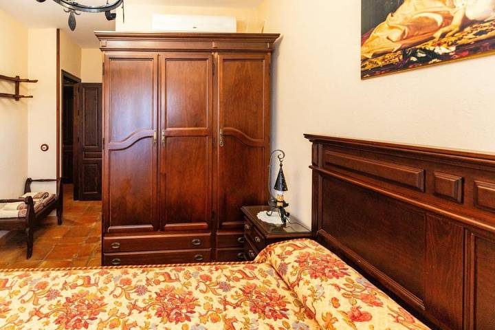 Casa de vacaciones para 2 personas, con vistas y terraza además de piscina y jardín, Se admiten mascotas en Los Pedroches - 4