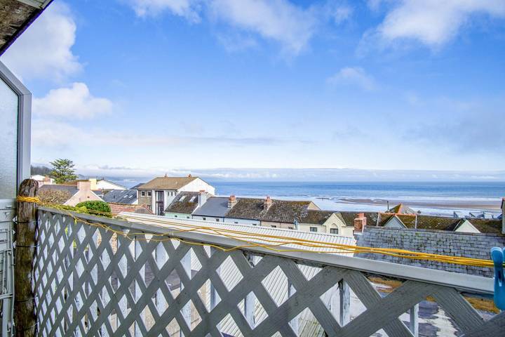Apartment for 5 people, with balcony and ocean view in Saundersfoot