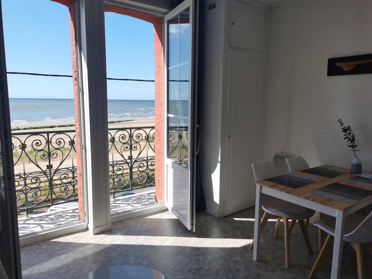 Ganze Wohnung, Grand studio face à la mer in Houlgate, Lisieux und Umgebung