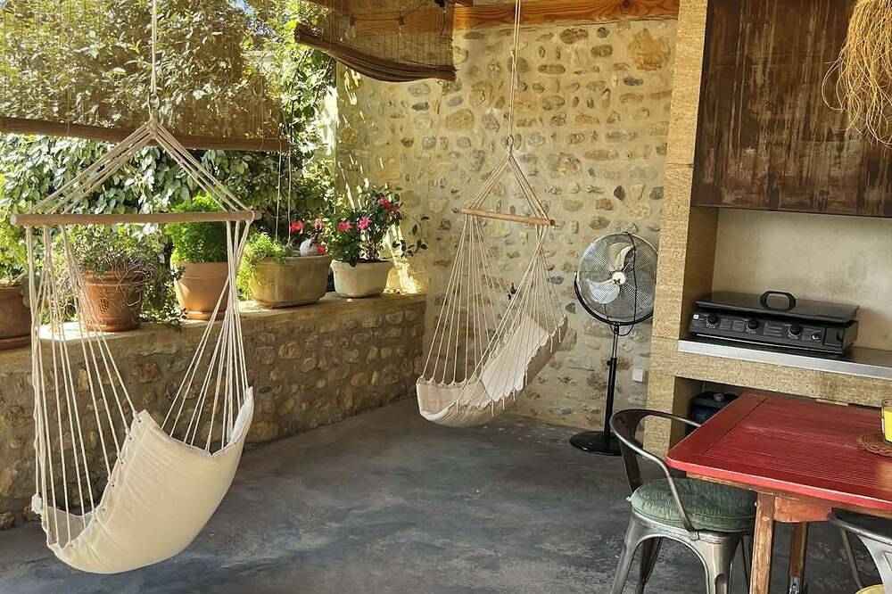 Charming Provencal farmhouse surrounded by vineyards in Tulette, Nyons und Umgebung