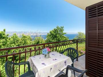 Ferienwohnung für 6 Personen, mit Terrasse und Garten, mit Haustier in Grad Opatija